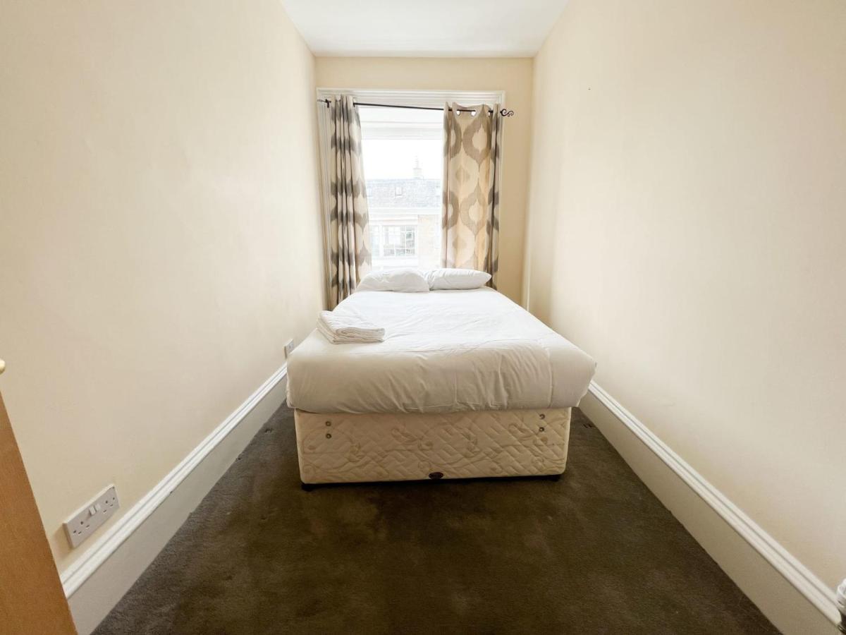 Convenient 3br Flat On Leith Walk Апартаменты