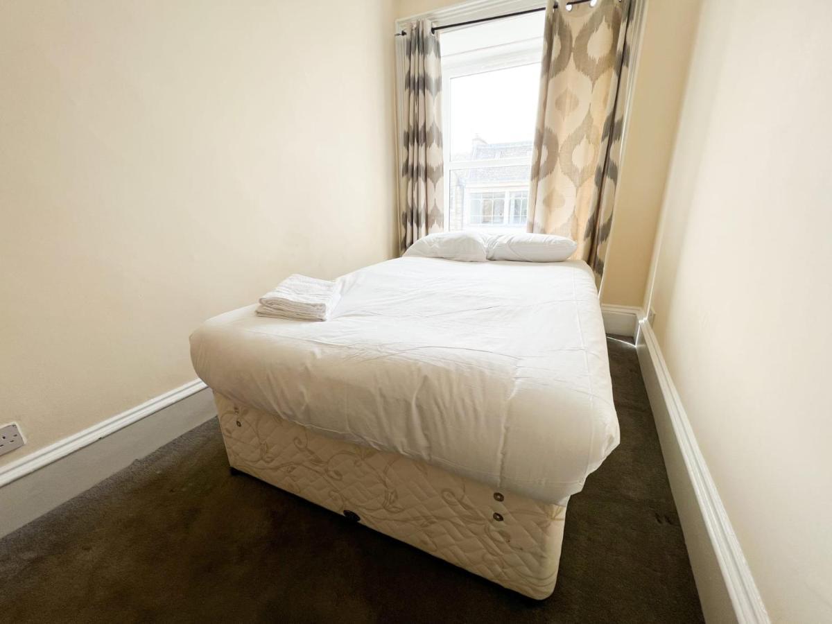 Convenient 3br Flat On Leith Walk Эдинбург