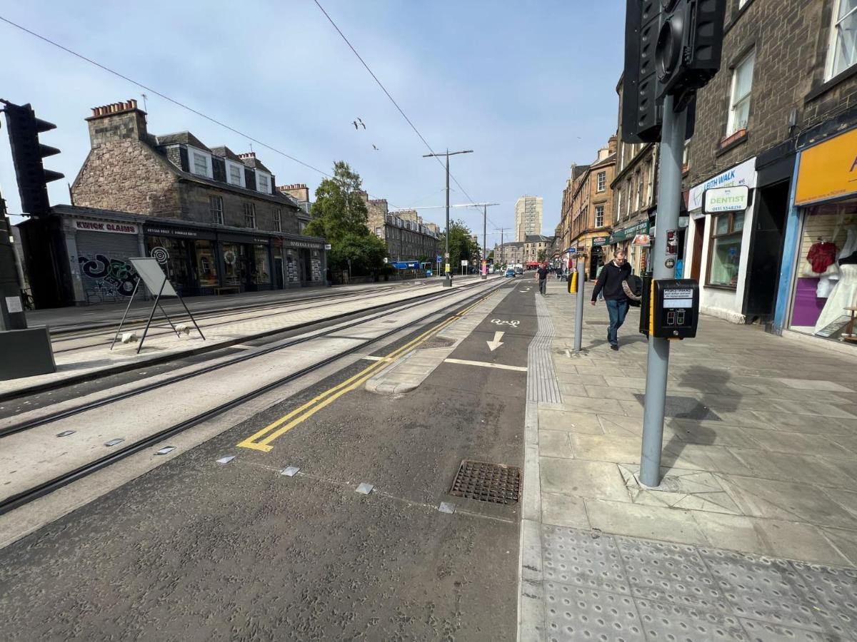Апартаменты Convenient 3br Flat On Leith Walk *
